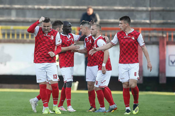 KOMPLETNO RUKOVODSTVO DALO OSTAVKE: Napredak se nada da će ovo biti injekcija za opstanak!