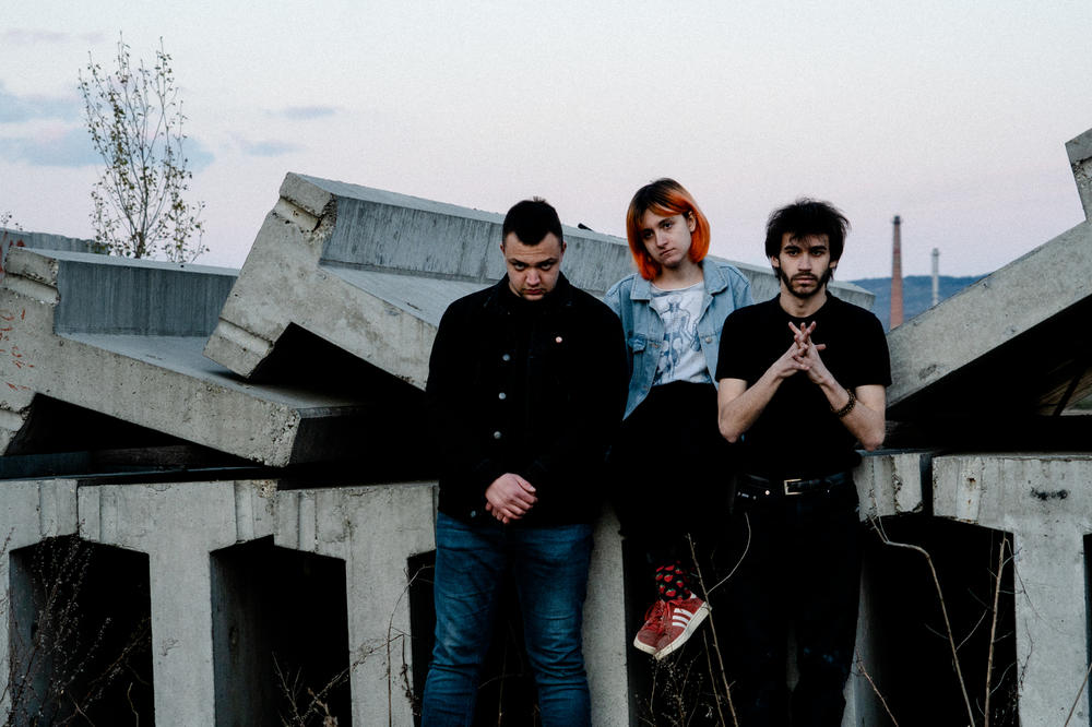 Šajzerbiterlemon singlom i spotom O IDOLIMA najavljuju album