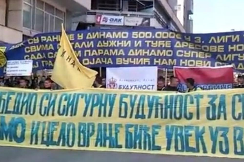 IGRAČI DINAMA NA ULICAMA VRANJA! Đani Ćurčić predvodi protest: Bez plate 3 meseca, nemaju para ni za gostovanje!