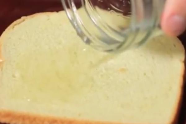 ZA 10 MINUTA SPREMITE STARI SRPSKI DORUČAK: Viršle u tost hlebu su očaravajućeg UKUSA, zasitiće vas za čitav dan