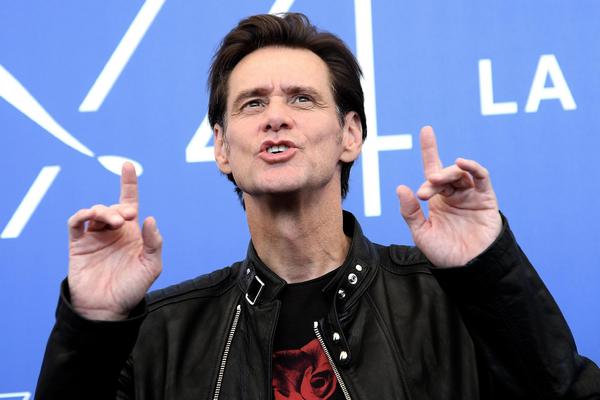 DŽIM KERI RAZBESNEO MUSOLINIJEVU UNUKU! Objavio je brutalan crtež diktatora, usledio je ljutit odgovor (FOTO)