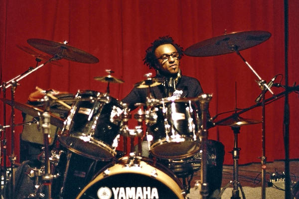 NESVAKIDAŠNJI SPOJ: Manu Kače i Matija Dedić u zajedničkom nastupu u klubu Bitefartcafe