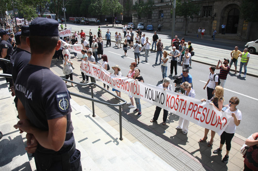 ODLUKA JE PALA, ČEKA SE SAMO DA SE OGLASE: Vrhovni kasacioni sud zauzeo stav o kreditima u švajcarcima!