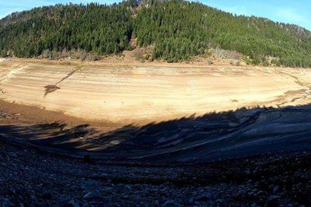 UZNEMIRUJUĆE SLIKE PRIRODNE LEPOTE SRBIJE: Nestalo ZAOVINSKO JEZERO, sad je postalo RUGLO, a OVO je UZROK