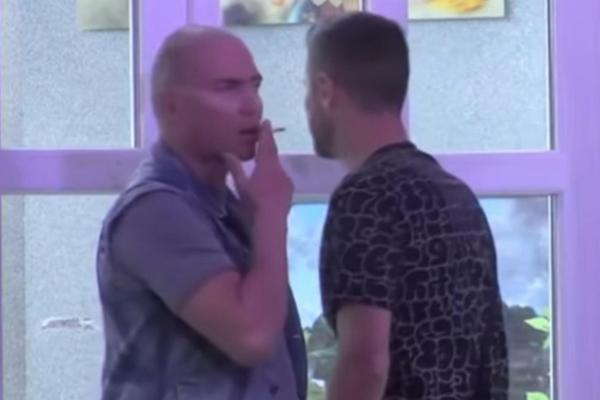 BRENDON MUVA LUNINOG DEČKA: Đoganijeva POLUDELA, pa napravila LJUBOMORNU SCENU! Videla šta mu je radio U KREVETU!