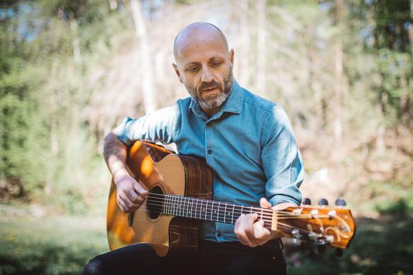 PRIRODA NAŠEG POSLA JE DA ŠIRIMO VIRUSE, TO JE ROKENROL: Mile Kekin, lider Hladnog piva, o KORONAKRIZI i MUZIČARIMA