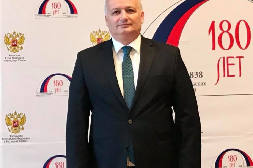 ZAMENIO JELICU SRETENOVIĆ: Skupština potvrdila mandat Radovanu Arežini (SPS)!