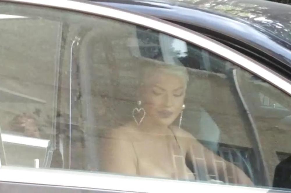 ODSEKLA KIKICE SKORO DO GLAVE: Karleuša od MAJČINE SMRTI promenila tri frizure! Evo kako se danas pojavila u Grandu