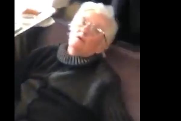 JOŠ JEDNOJ ŽENI POZLILO U STAROM DVORU! Ležela je prebledela dok su se čuli povici BOŠKO FAŠISTO! (VIDEO)