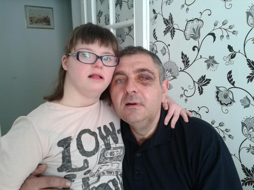 Goran Veselinov sa ćerkom Leom (14)