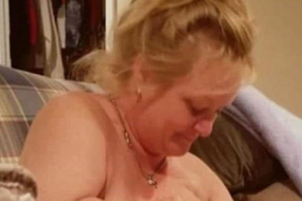 BEBU DOJE MAJKA I BABA! Anđelu i njenu ćerku svi osuđuju, a one poručuju: To je najprirodnija stvar na svetu!