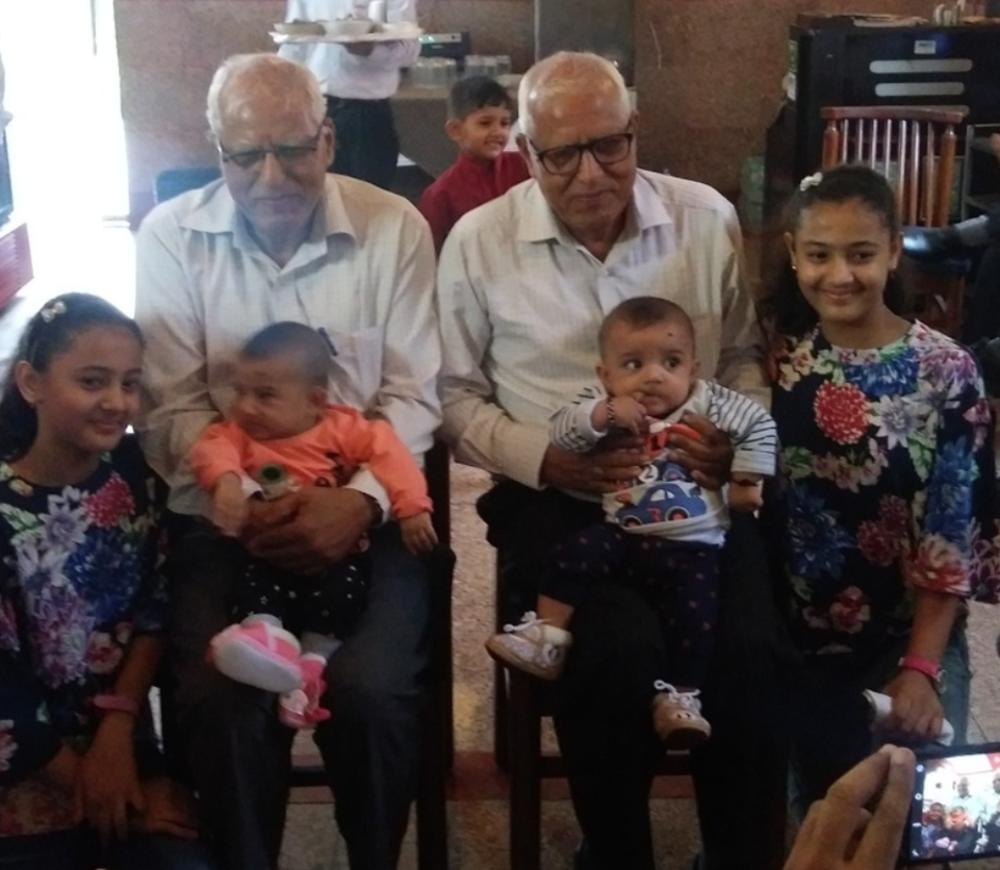 Tri generacije blizanaca 