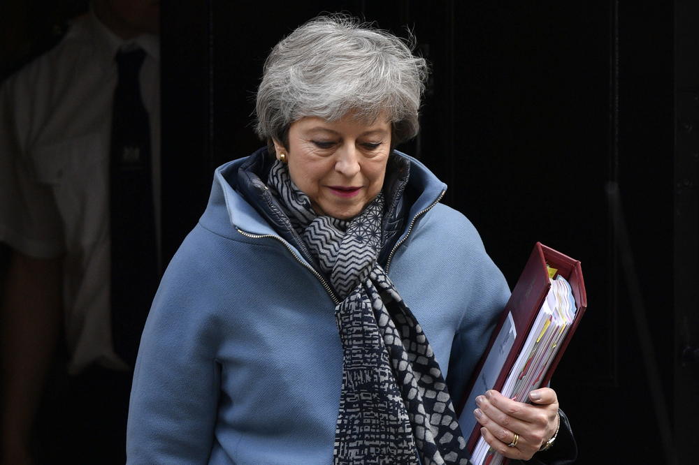 MEJ PREKLINJE ZA JOŠ JEDNO ODLAGANJE BREGZITA! Od Brisela je tražila OVAJ DATUM