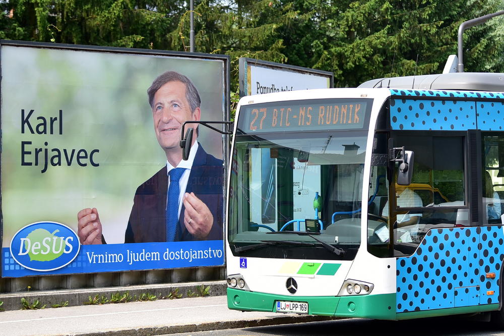 OTEO JE AUTOBUS GRADSKOG PREVOZA I PRETIO ŠRAFCIGEROM: Vozač je genijalnim potezom alarmirao policiju, napadač umro