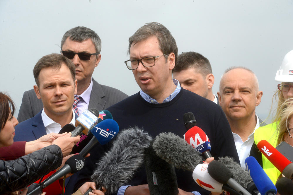 SA LOPOVIMA I FAŠISTIMA NEMA RAZGOVORA! Vučić ŽESTOKO odgovorio svojim KRITIČARIMA i POSLAO im ovu PORUKU