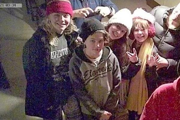 IZA PORODIČNE FOTOGRAFIJE SA ODMORA KRIJE SE MRAČNA PRIČA Putovanje je pošlo po zlu, a pakao je nastupio u SMEŠTAJU