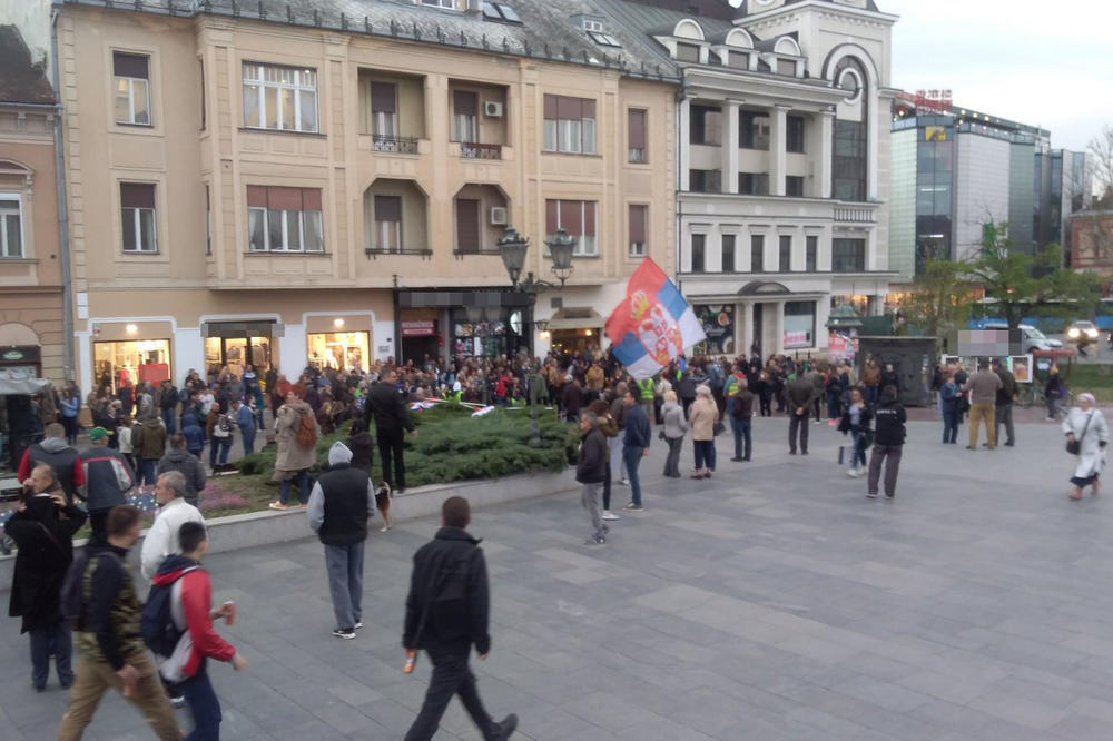 U JAGODINI 30 LJUDI NA PROTESTU OPOZICIJE: Nećete verovati koga KRIVE organizatori ZA MALI ODZIV, a nije VLAST