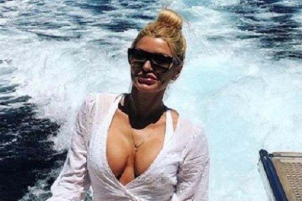 UČESTOVALA U RIJALITIJU, PA UŠLA U VEZU SA ĆAZIMOM OSMANIJEM: Poznata srpska manekenka U TREĆEM MESECU TRUDNOĆE!