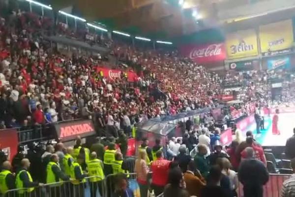 NAVIJAČI ZVEZDE SPRDALI ĐORĐA GAGIĆA: Posle onoga što su mu pevali, sigurno neće mirno spavati narednih noći!