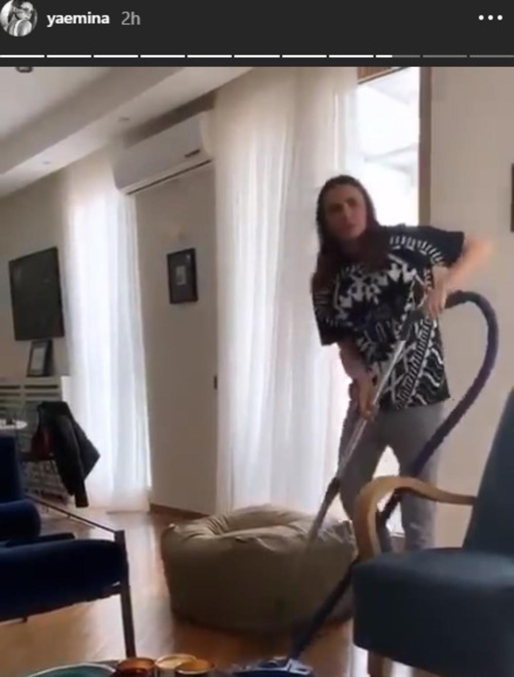 Emina se dohvatila kućnih poslova