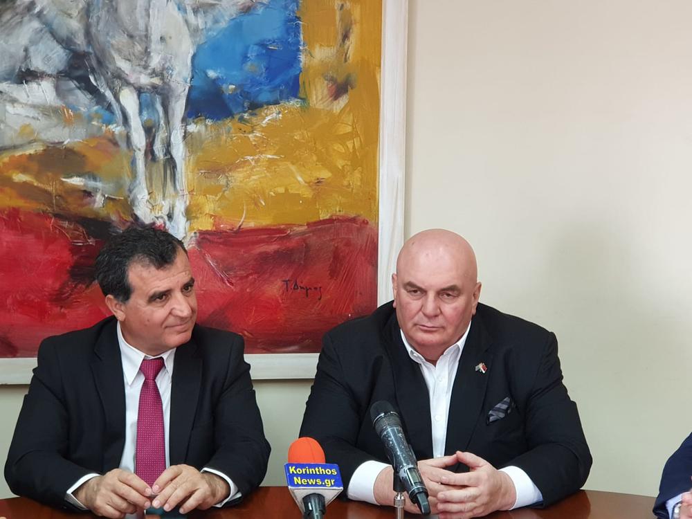 Gradonačelnik Korinta Aleksandros Pneumatikos i gradonačelnik Jagodine Dragan Marković Palma  
