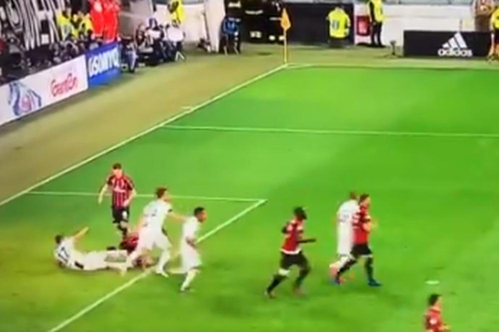 OVO JE ZA GOLI OTOK: Mandžukić gazio rivala dok leži, sudije se pravile blesave! Sramno ponašanje hrvatskog igrača!