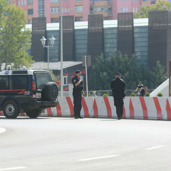 UŽASNA NESREĆA NA PUTU PRIŠTINA - UROŠEVAC: 7 osoba povređeno!