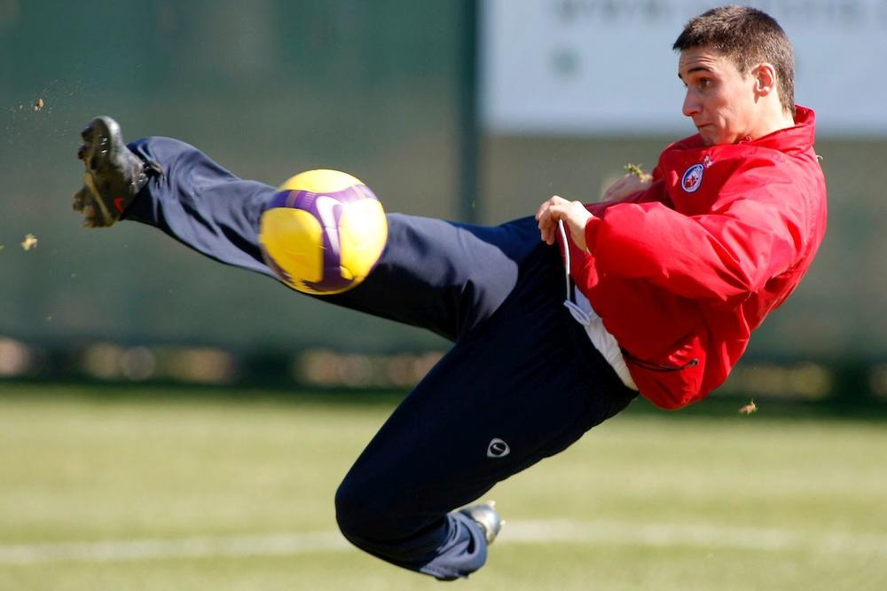 ŠTA JE PRAVA ISTINA? Iz bolnice kažu da je bivši igrač Zvezde pretučen, a sad se oglasio i on! Evo šta ima da kaže!