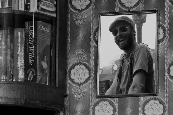 TRI NOVE IZLOŽBE U KULTURNOM CENTRU BEOGRADA: Apokalipsa-Bor, orangutan Emil, eksperimentalni filmovi