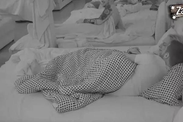 GDE SU MI GAĆE?! Luna i Marko se IZGUBILI U AKCIJI, pa Đoganijeva nije znala gde je U ZANOSU BACILA DONJI VEŠ!