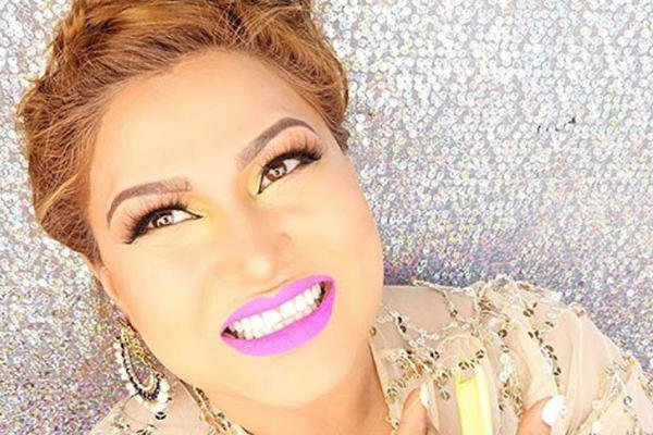 Koža joj je kao PORCELAN: Bacila je sve kreme za lice, sad koristi samo OVO! (VIDEO)