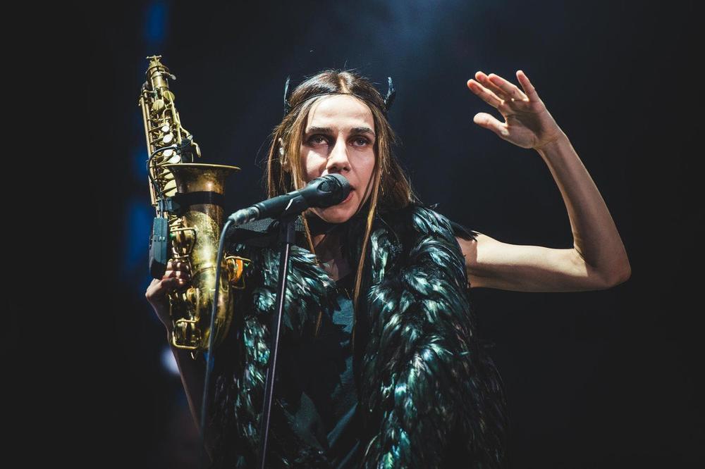 PJ HARVEY podelila dve nove pesme (AUDIO)
