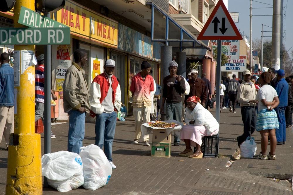 JOŠ JEDAN SRBIN UBIJEN U JUŽNOAFRIČKOJ REPUBLICI: Izrešetan ispred kuće, napadači pobegli, VOZILO SPALILI U POLJU
