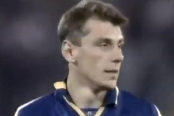 ON JE SRBIN, TAJ NEĆE PROMAŠITI: Jugović je uzeo loptu, svi su se okrenuli na drugu stranu, osim jednog čoveka!