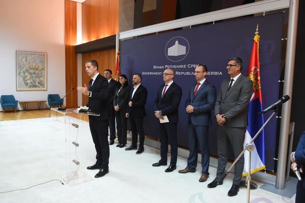 SRBI ODLUČILI: IDEMO NA IZBORE! Neće Albanci sa 0,1 odsto da vladaju SEVEROM KOSOVA