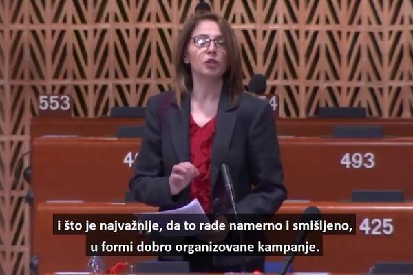 VEROVALI ILI NE, LIDERKA DOSTA JE BILO OPANJKAVALA ESPRESO.CO.RS U STRAZBURU! Povod je urnebesan, ali DJB to ne kapira