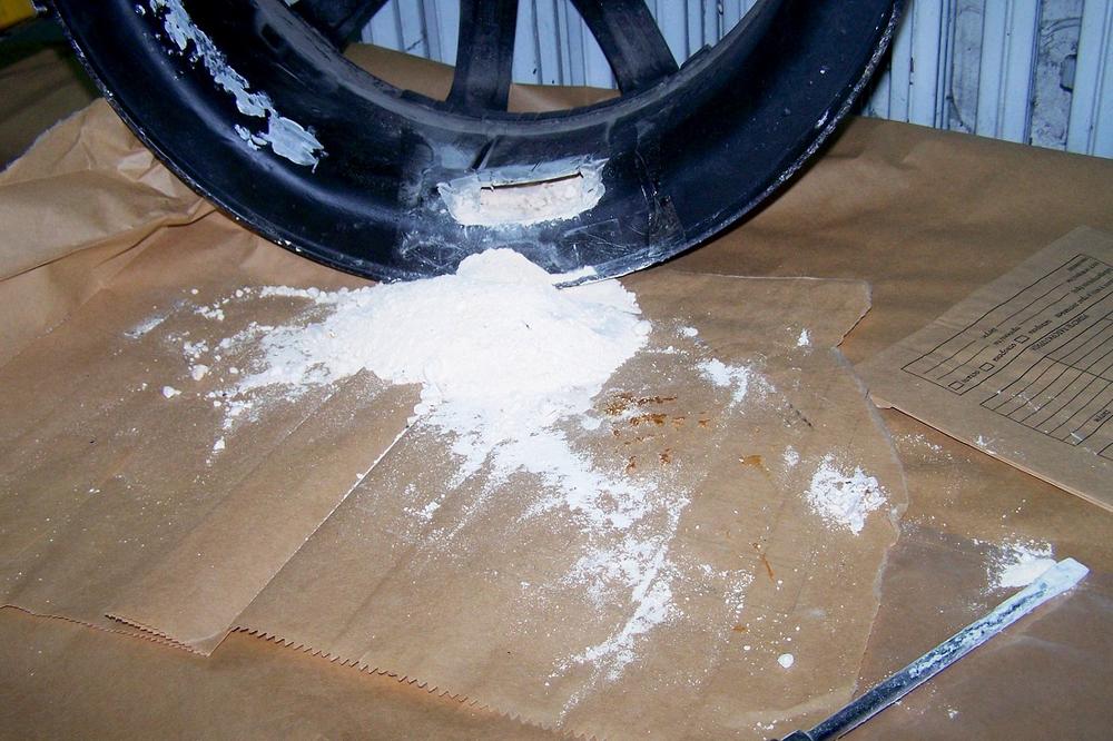 CARINICI SU ZAUSTAVILI AUTO KOJI JE PUTOVAO IZ ISTANBULA: Kad su ga otvorili, videli su droge koliko odavno nisu