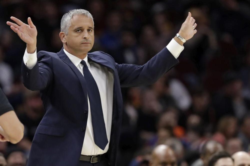 DIVAC POKRENUO SEČU TRENERA U NBA: Pale glave u Klivlendu i Memfisu, a naš Kokoškov je sledeći?!