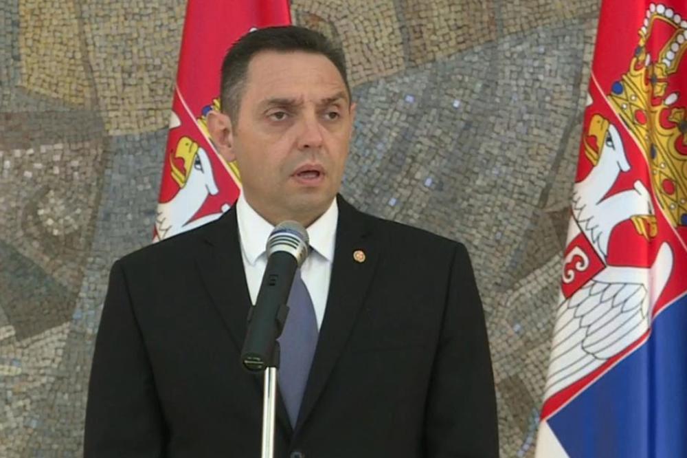 PITAJ BOŠNJAKE DA LI ĆE DA TI DAJU DECU DA IH POTROŠIŠ U SVOM LUDILU! Vulin i Ugljanin opasno ZARATILI!