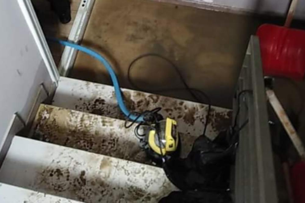 BEOGRADSKO NASELJE IZ PAKLA TOTALNO POD VODOM! Poplavljeni hodnici i podrumi jer kiša pada 24 SATA! (FOTO)