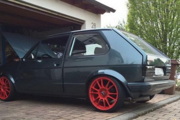 KUPIO GOLFA KECA ZA 500 EVRA, A ONDA NAPRAVIO ZVER OD NJEGA: Sada ga prodaje za 19.000 evra! OVO JE HIT (FOTO)