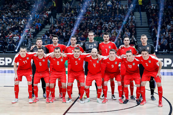 AKO OVAKO NASTAVE CRNO IM SE PIŠE! Posle remija sa Rumunima, futsaleri Srbije izgubili od BIH!