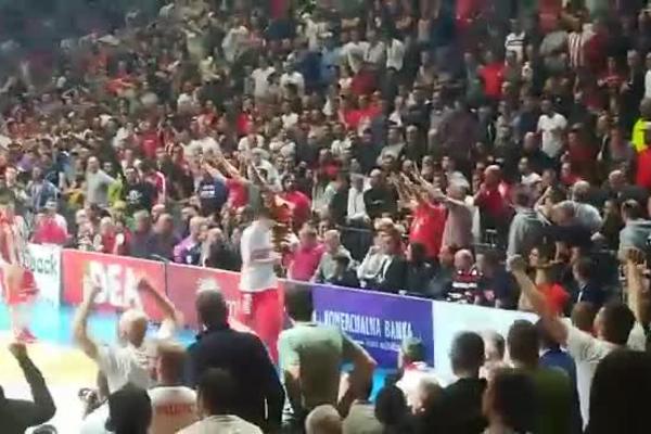 PREKID U PIONIRU: Sudija pobesneo, pa izbacio navijače Zvezde iz dvorane!