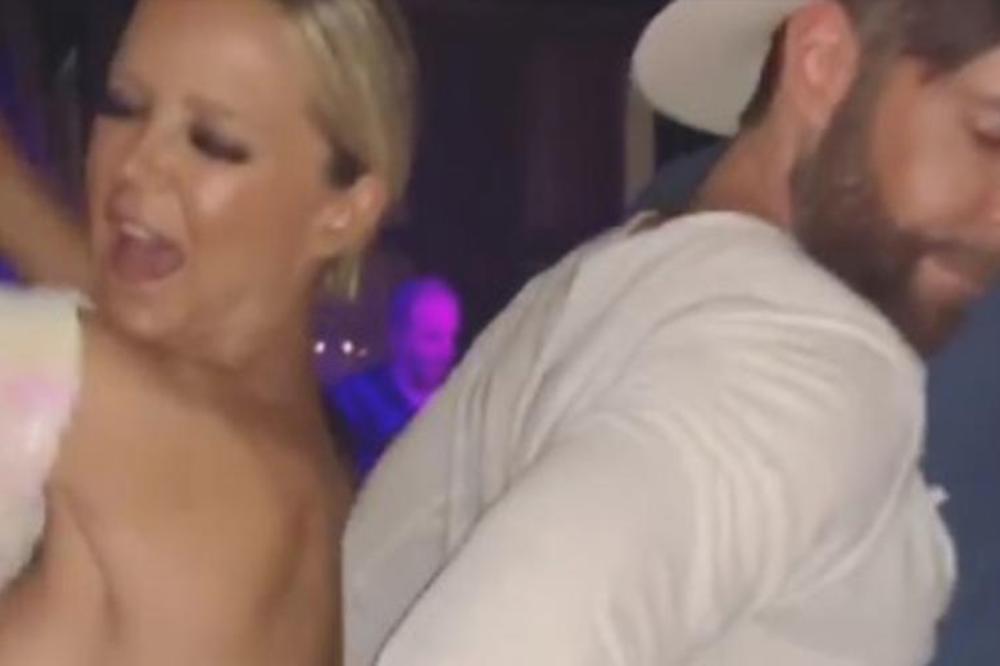 MAJA ŠUPUT SE BAHANALISALA PO BEOGRADU: Hrvatska pevačica proslavila DEVOJAČKO VEČE u srpskoj prestonici (FOTO)