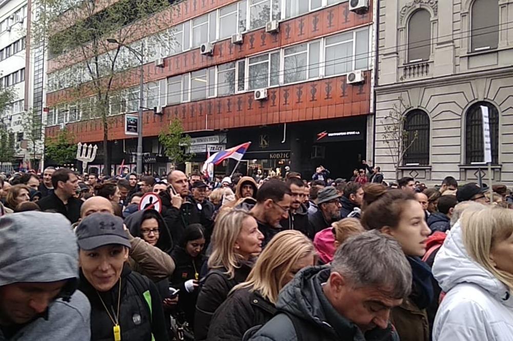 STUDENTI PONIŽENI I PRETUČENI: Evo šta se TAČNO dešavalo 2. juna 1968. godine u akademskom naselju BEOGRADA!