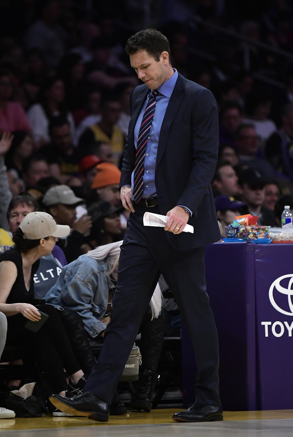 Luka Volton je dobio otkaz u Lejkersima