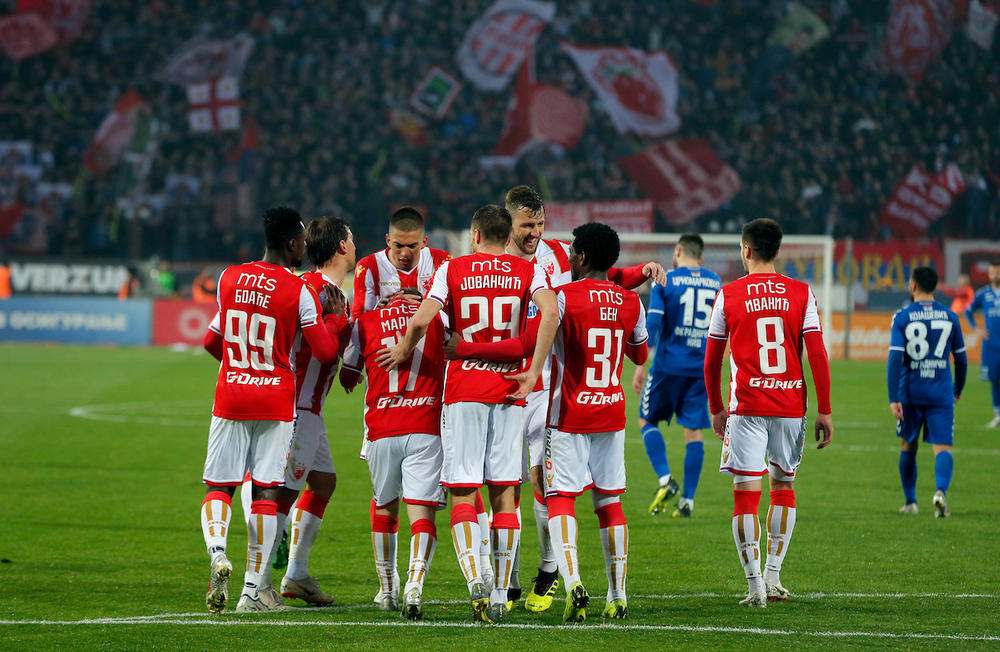 Fudbaleri Crvene zvezde slave gol protiv Nišlija  
