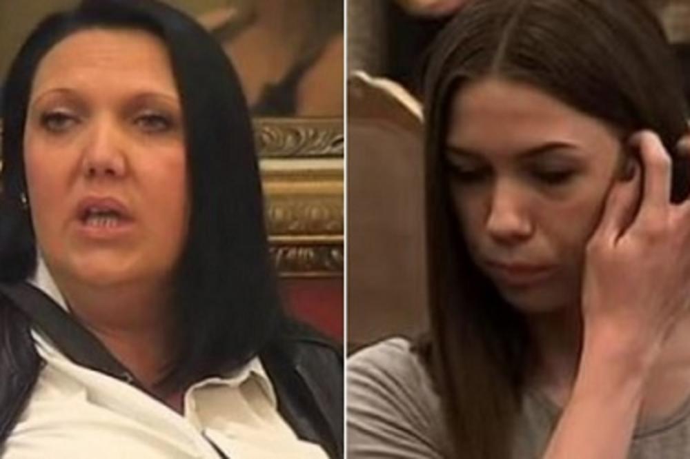 TAJ MATORI PERVERZNJAK JE KORISTI DA BI BIO POPULARAN: Tetka Milijane Bogdanović ušla u Parove pa POPLJUVALA STARCA