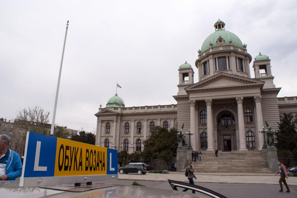 NA POLAGANJE VOŽNJE ČEKA SE MINIMUM 6 MESECI: Iz MUP-a objasnili šta je glavni problem!