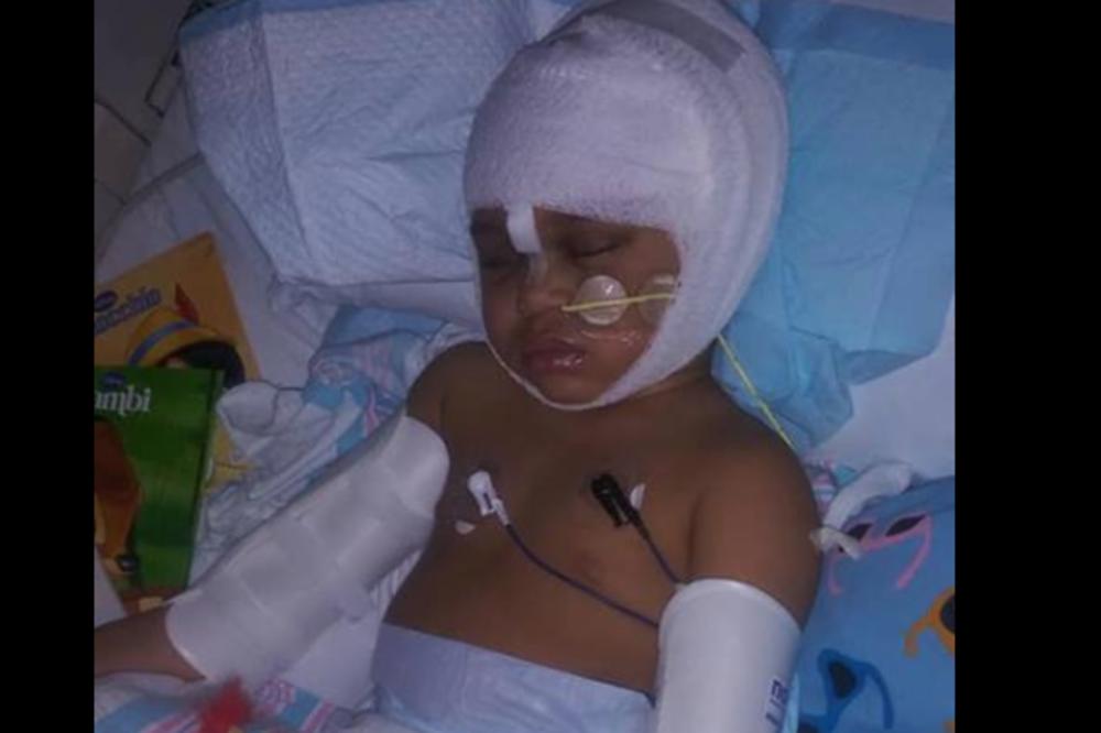 ODVELI SU SINA (4) KOD PORODIČNOG PRIJATELJA: Zbog onoga što se tamo desilo završio  je u KOMI (VIDEO)